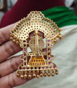 Lingam brooch