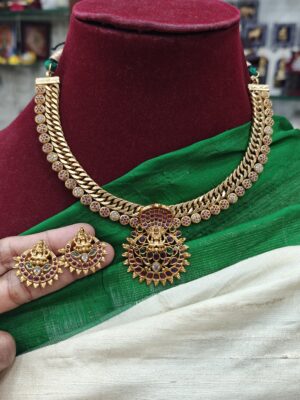Jalebi necklace with the naagar lakshmi pendant