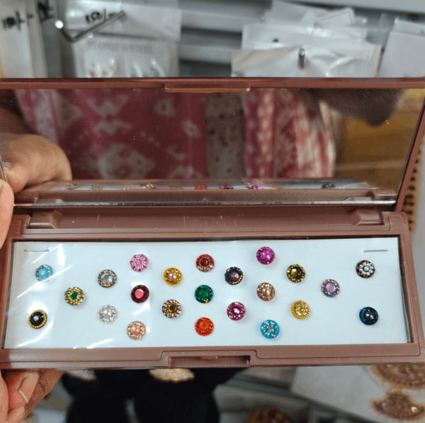 Mirror bindhi box design 8with stone(Richi rich)