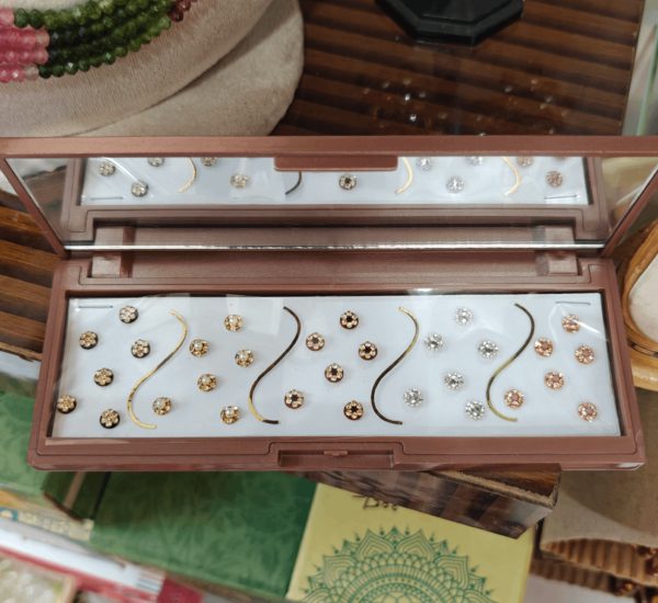 Mirror bindhi box design 3(Richi rich)