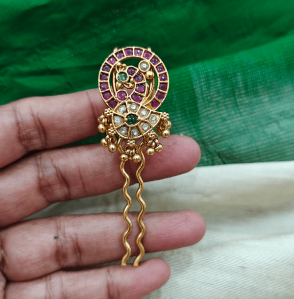 Swan hair pin