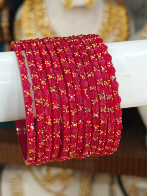 Strawberry leaf design glass bangles