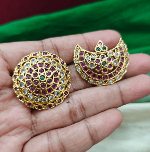 Chakhra design sun,moon