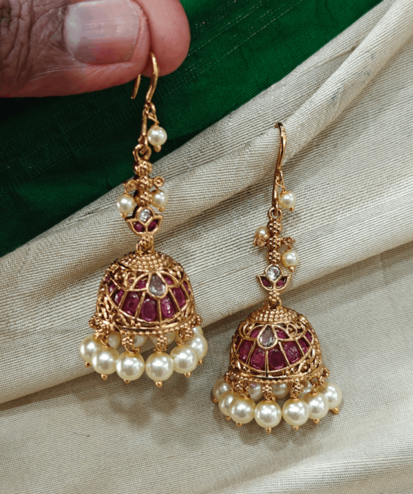 Hook drop jhumka (white)