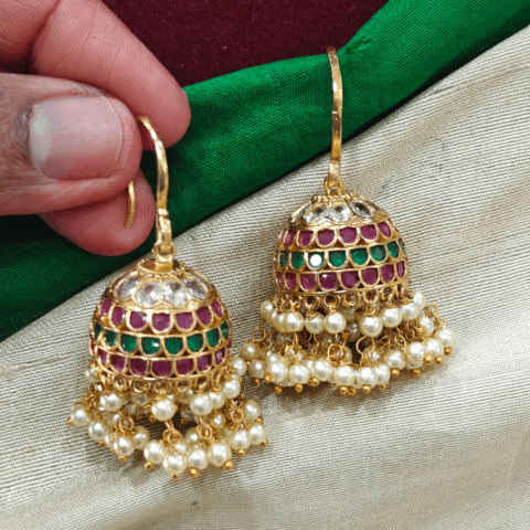 Multi stone jhumka