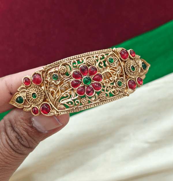 Square shape ruby hair accessory