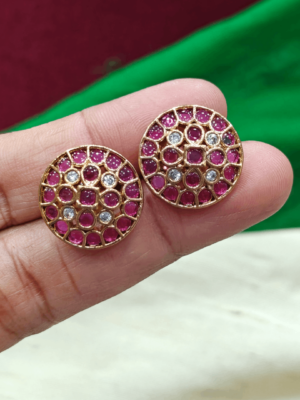 Rangoli stud(ruby,white)