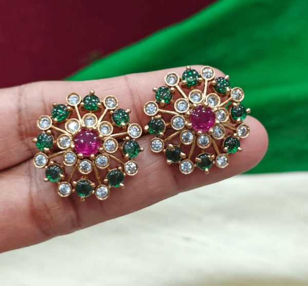 Flower multi color stud