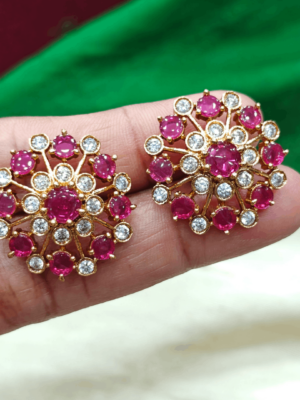 Flower ruby stud(white)