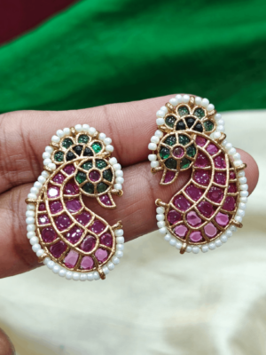 Peacock mango stud