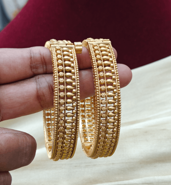 Antique screw bangles