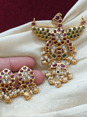 Eagle pendant set
