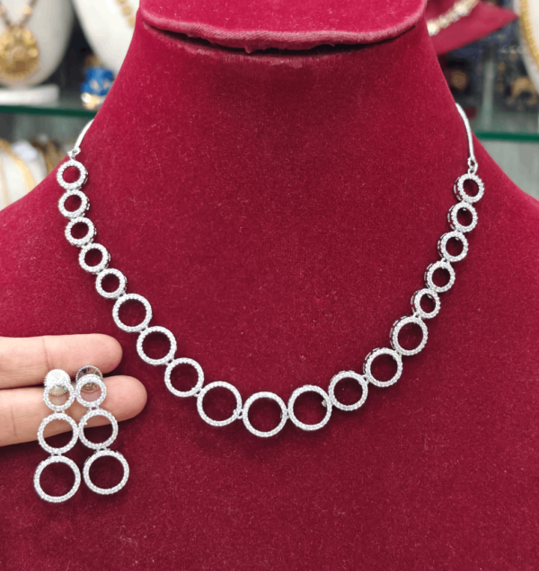 Riya circle AD necklace