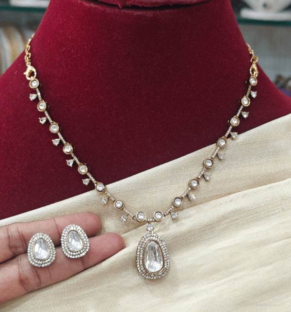 Taara kundan necklace
