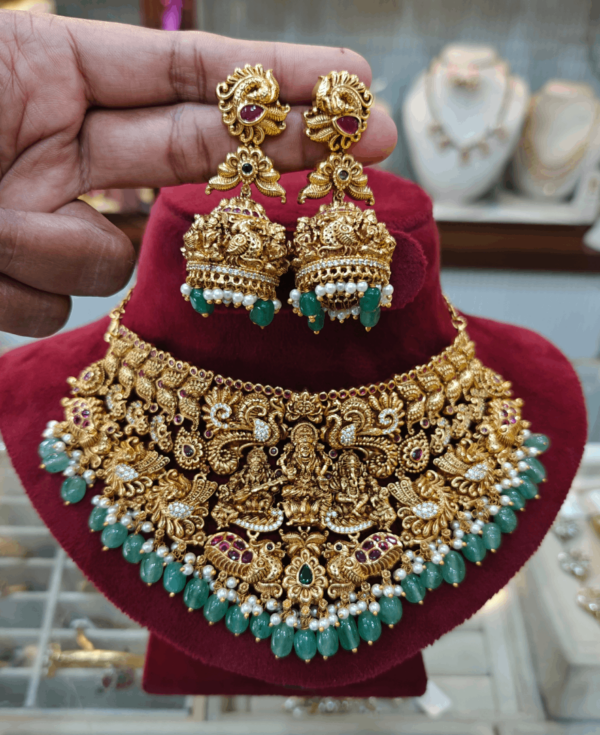 Lakshmi bridal choker